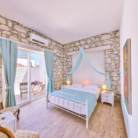 酒店 Lale 阿拉恰特