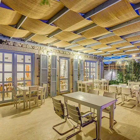 Hotel Lale